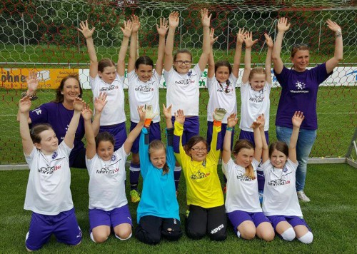 Erstes Punktspiel unserer E-Juniorinnen beim SV Hoffeld ?⚽