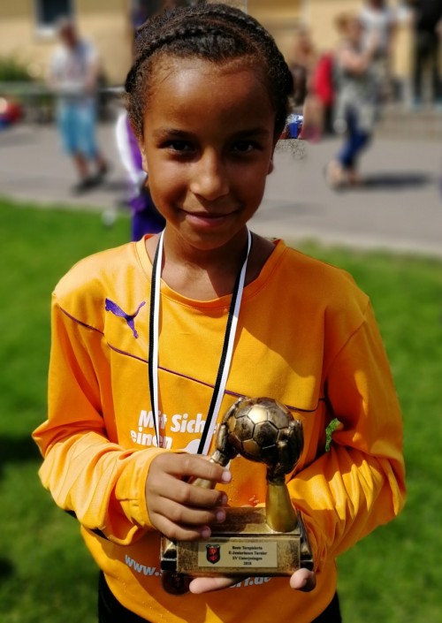 Beste TORSPIELERIN des Turniers in Unterjesingen SARA