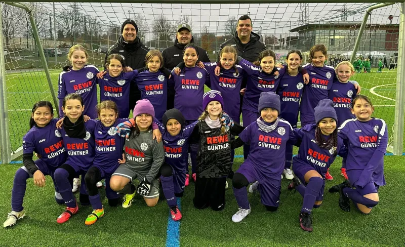 Lila Monster mit Rekordaufgebot in Zazenhausen