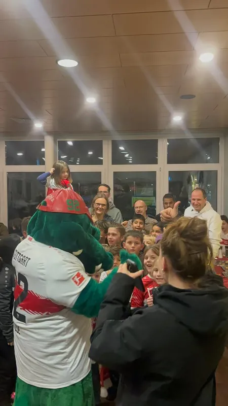 VfB besucht unsere Juniorinnen, unsere Junioren und unsere Frauen
