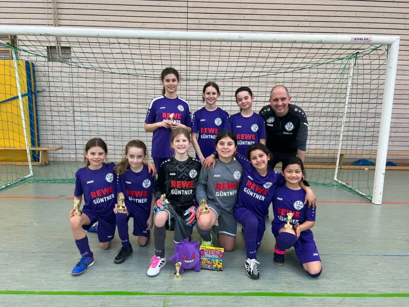 💜E-Juniorinnen beim Hallenturnier in Bissingen