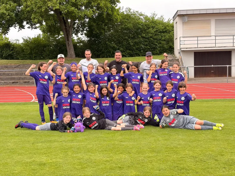 💜 Lila Dominanz im Fleinsbachstadion: E-Juniorinnen überzeugen beim Heimspiel