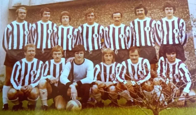 50 Jahre her -Erinnerung – Die „Erste Mannschaft“ von 1976
