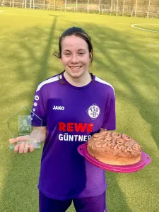 💜 Gratulation Emma! 100 Spiele in Lila!
